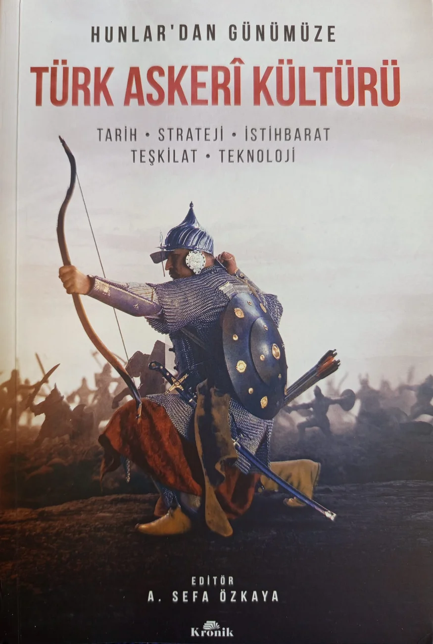 Hunlar'dan Günümüze Türk Askerî Kültürü — Kronik Kitap 2019 baskısının kapağı