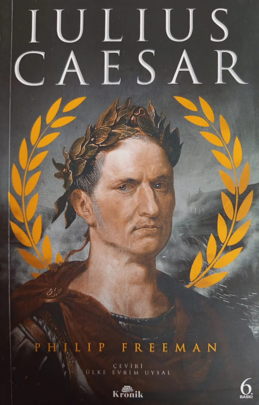 Iulius Caesar — Kronik Kitap 2022 baskısının kapağı