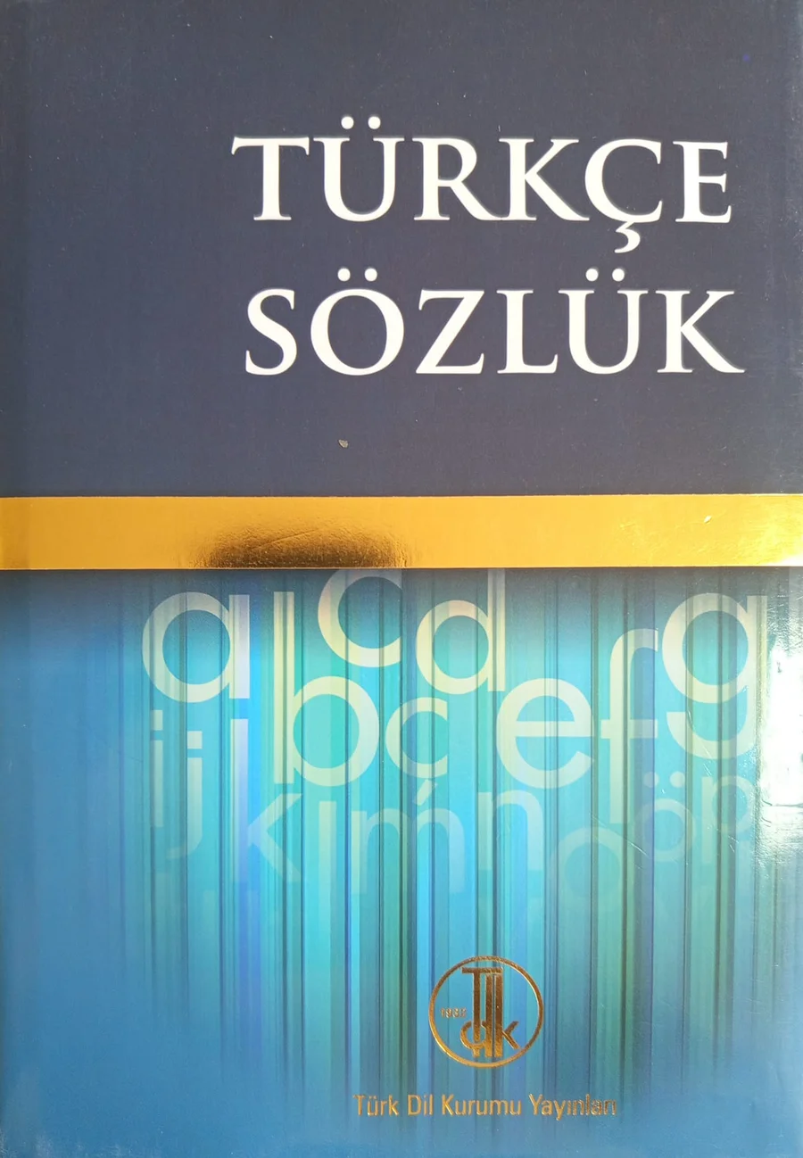 Türkçe Sözlük — Türk Dil Kurumu Yayınları 2019 baskısının kapağı